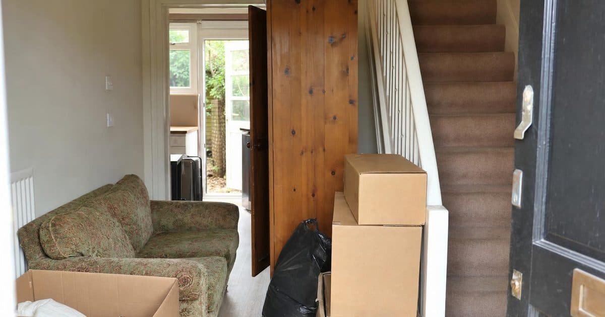 How to Choose the Right Clearance Service in Warminster